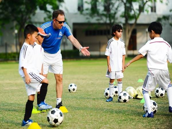 Kỷ luật tự giác trong bóng đá là gì và tầm quan trọng của nó?