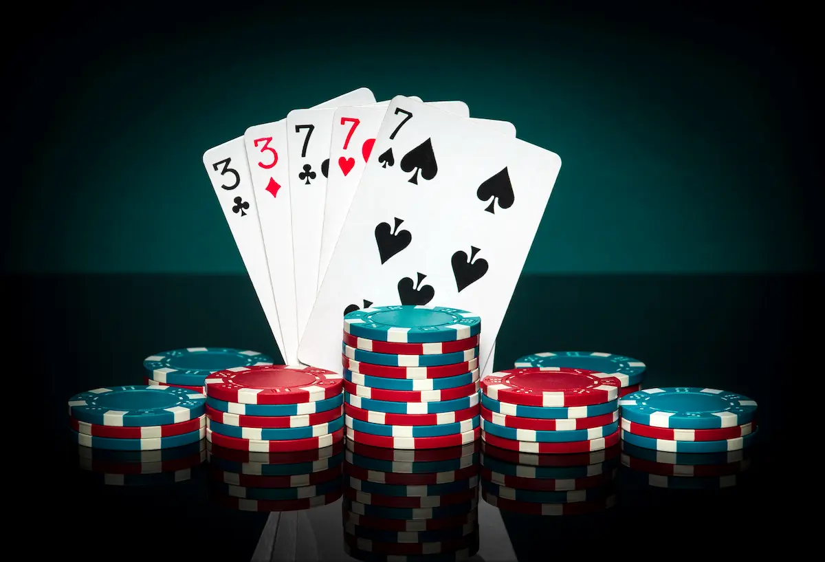 Trải nghiệm chơi Poker hiệu quả nhất từ một chuyên gia lâu năm